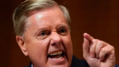 جراهام يدعو لفرض السيطرة على مضيق هرمز ولو بالتدخل العسكري