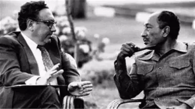 السادات رفض التراجع أمام تهديد أمريكا بإنقاذ جيش الاحتلال من الإبادة غرب القناة