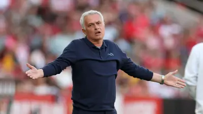 مورينيو يبلغ المقربين برغبته في العودة لتدريب ريال مدريد