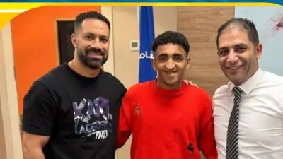 حسني عبد ربه يطمئن على خطاري ويشكر مدير المجمع الطبي