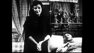 بحر الغرام.. كواليس خطيرة كادت تودي بحياة نعيمة عاكف تحت الأمواج