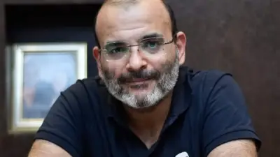 أيمن بهجت قمر ينفي زواجه: لم أتزوج بعد انفصالي عن أم أولادي