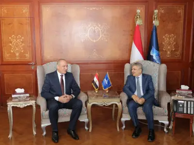 رئيس قناة السويس: محو الأمية قضية مجتمعية وركيزة أساسية لبناء المجتمعات