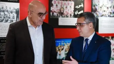 سفير الجزائر يزور الزمالك ويجول في متحف النادي قبل نهائي الكونفدرالية