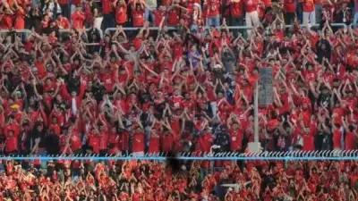 جماهير الأهلي تحتفل بتعادل الزمالك أمام إنبي قبل مواجهة بيراميدز