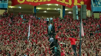 هتافات غاضبة من جماهير الأهلي ضد الخطيب بعد خسارة قاسية أمام بيراميدز