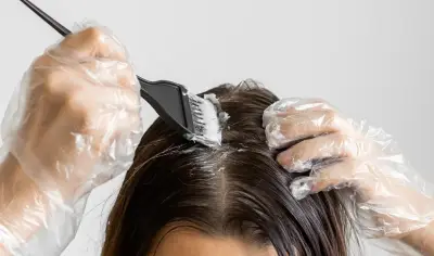 ألوان صبغات تخفي الشيب وتمنحك مظهراً شاباً دائماً