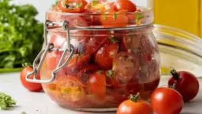 طريقة عمل مخلل الطماطم في المنزل سهلة ولذيذة بخطوات بسيطة