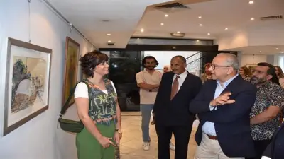 قطاع الفنون التشكيلية يحتفل بمئوية تتويج أحمد شوقي بأمير الشعراء