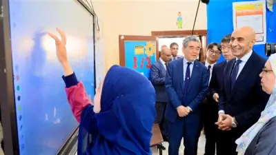 وزير التعليم يزور مدرسة الأورمان مع رئيسي جامعة هيروشيما وسبريكس