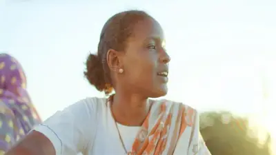 إعلان تشويقي لفيلم ملكة القطن السوداني قبل عرضه في مصر