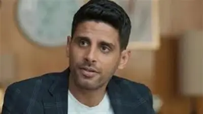 وفاة والد الفنان حمدي الميرغني وإسراء عبد الفتاح تنعاه