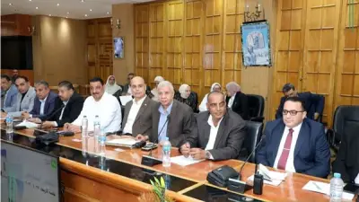 محافظ الشرقية يوجه بالالتزام بمواعيد الغلق وترشيد استهلاك الطاقة