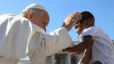 البابا لاون الرابع عشر: زيارتي لإفريقيا رسالة سلام في زمن الحروب والانقسامات