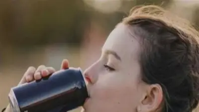 جراح أمريكي يحذر: المشروبات الغازية 