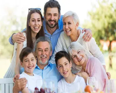 عالم مليء بالضغوط: كيف نحافظ على ترابطنا العائلي وسط صراعات الحياة؟