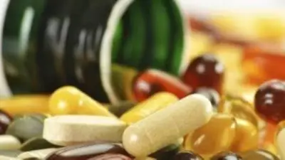 أستاذ كبد يحذر من الاستخدام العشوائي للمكملات الغذائية