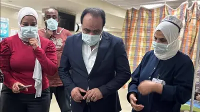 نائب الرعاية الصحية بالإسماعيلية يتفقد قسم الطوارئ ويوجه بتذليل المعوقات