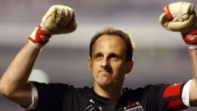 قصة الحارس الهداف روجيريو سيني وأرقامه التاريخية