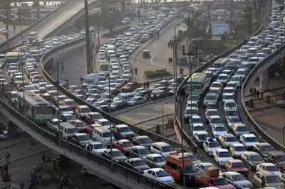 النشرة المرورية: كثافات متفرقة وبدائل مرورية سريعة مساء الخميس