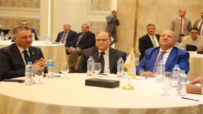 رئيس هيئة الدواء يشارك في مائدة مستديرة عن حوكمة الرعاية الصحية بالأزمات