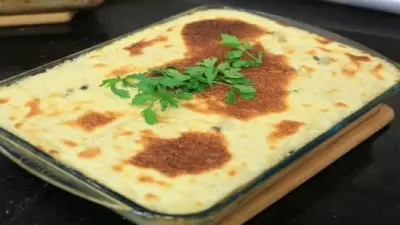 طريقة عمل طاجن الفريك بالبشاميل الشهي خطوة بخطوة