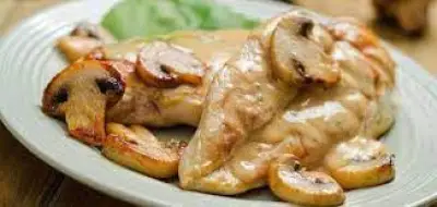 طريقة عمل بيكاتا الدجاج بخطوات سهلة ومذاق يشبه المطاعم