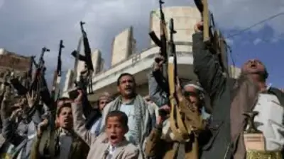 الحوثيون يعلنون تنفيذ هجوم صاروخي باليستي على أهداف إسرائيلية حساسة