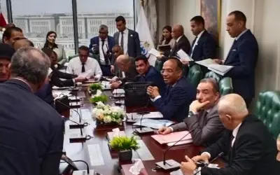 وزير الصحة يعقد اجتماعه الأسبوعي مع نواب وشيوخ لبحث تحسين الخدمات الطبية