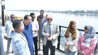 محافظ الأقصر يتفقد مشروعات تطوير البنية التحتية والخدمات في مدينة أرمنت