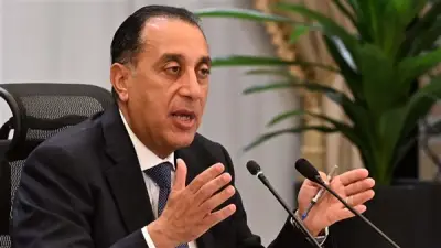 مدبولي يعلن إجراءات حاسمة لتأمين السلع وزيادة الأجور في ظل الأزمة العالمية