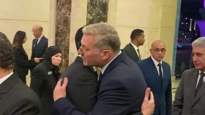 كبار رجال الدولة والوزراء يؤدون واجب العزاء في وفاة والدة وزير الصناعة