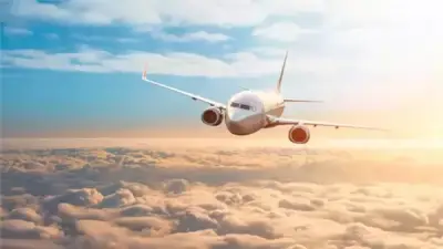 دليل شامل لحجز تذاكر طيران مصر للطيران عبر الإنترنت والموبايل