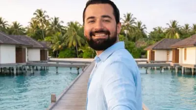 أحمد حاتم يثير ضجة عبر إنستجرام بصورة زواج مزيفة بالذكاء الاصطناعي