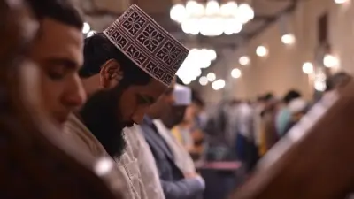 مواقيت الصلاة اليوم الخميس في القاهرة والمحافظات وأهمية صلاة الجماعة