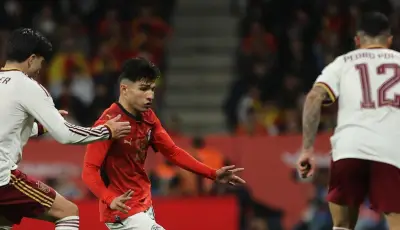 منتخب مصر يعلن إصابة إسلام عيسي بقطع في الرباط الصليبي