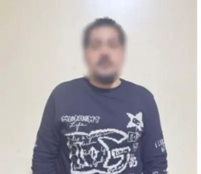 ضبط سائق في أسوان استولى على أموال راغبي السفر الديني عبر حسابات إلكترونية