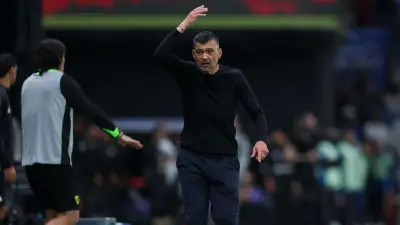 كونسيساو يوضح أسباب الانفلات في اتحاد جدة بعد طرد ديابي في دوري روشن السعودي