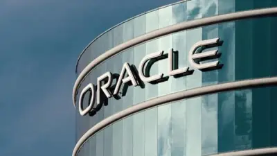 سقوط شظايا على مبنى أوراكل في دبي بعد اعتراض جوي ناجح دون إصابات