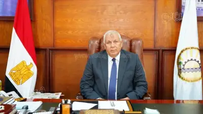 محافظ مطروح يعلن استثناء المدارس والمستشفيات من نظام العمل عن بُعد الأسبوعي