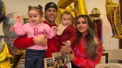 إمام عاشور يظهر مع أسرته في صورة جديدة عبر إنستجرام قبل مواجهة سيراميكا كليوباترا