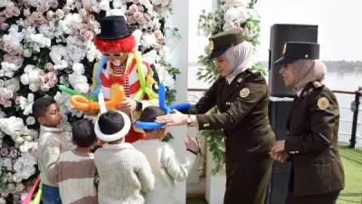 القوات المسلحة تحتفي بيوم اليتيم مع أبناء الشهداء والأطفال في فعاليات ترفيهية وثقافية