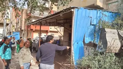 حي أول بالإسماعيلية يزيل الأكشاك العشوائية ضمن مبادرة 