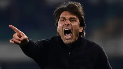 كونتي يُبدي حماسًا للعودة لتدريب إيطاليا في ظل أزمة اتحادية وتغييرات جذرية