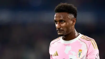 هيثم حسن يجلس على دكة ريال أوفييدو في مواجهة إشبيلية بالدوري الإسباني