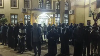 أهالي دنديط يستقبلون جثمان شهيد تداعيات الحرب الأمريكية في الإمارات بمشاعر حزينة