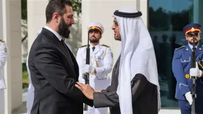 الشرع يؤكد لبن زايد عمق العلاقات السورية الإماراتية بعد أزمة اقتحام السفارة