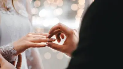 دار الإفتاء تحذر: زواج المطلقة سرًا بدون ولي يثير مشكلات قانونية واجتماعية