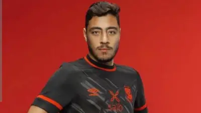 رد فعل ساخر من أكرم توفيق على شائعات عودته للأهلي في الانتقالات الصيفية