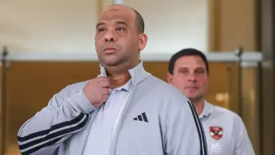 الأهلي ينفي رسميًا شائعات رحيل وليد صلاح الدين عن منصب مدير الكرة